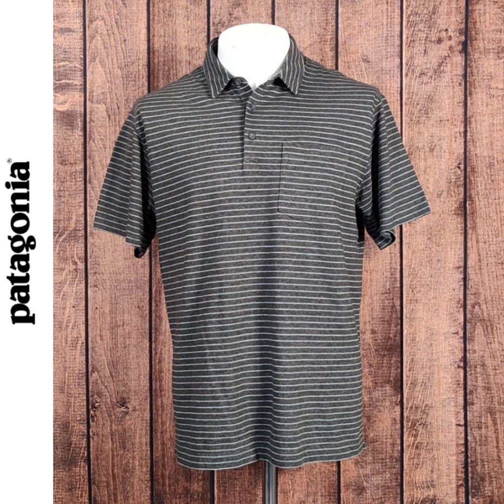 NWOT Soft Gray Cotton With Light Blue Link Stripe Mens Polo